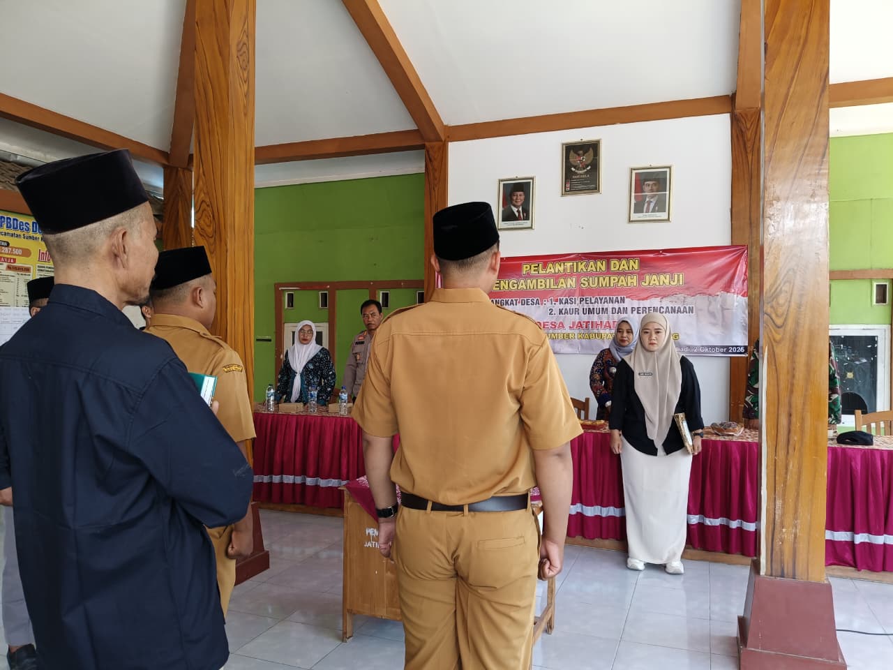 Pelantikan Perangkat Desa Jatihadi