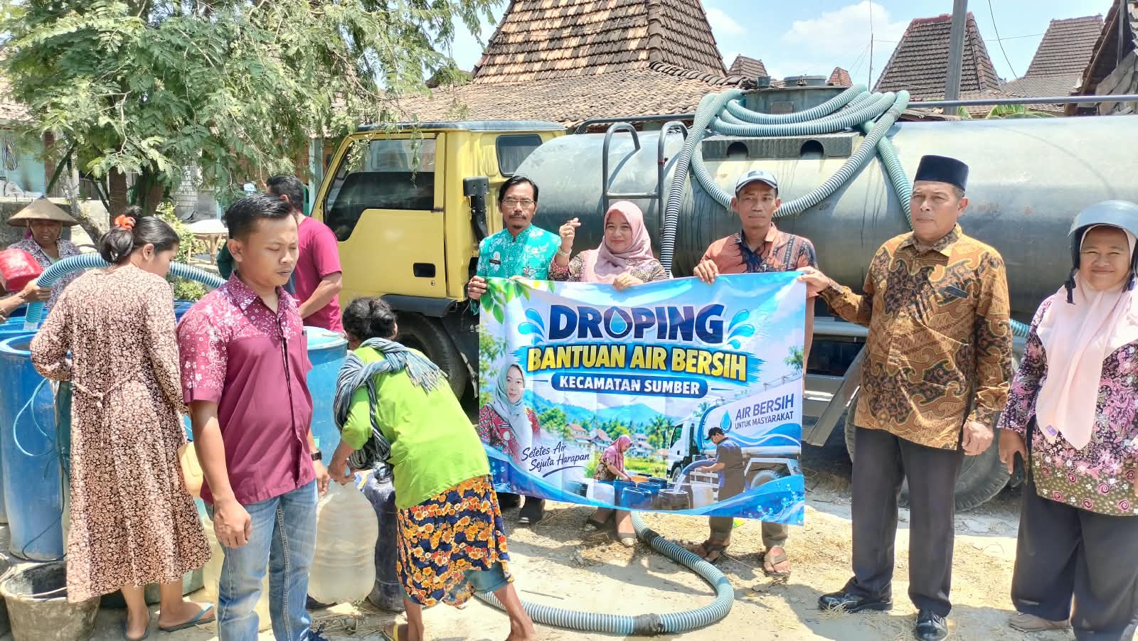 Droping Bantuan Air Bersih